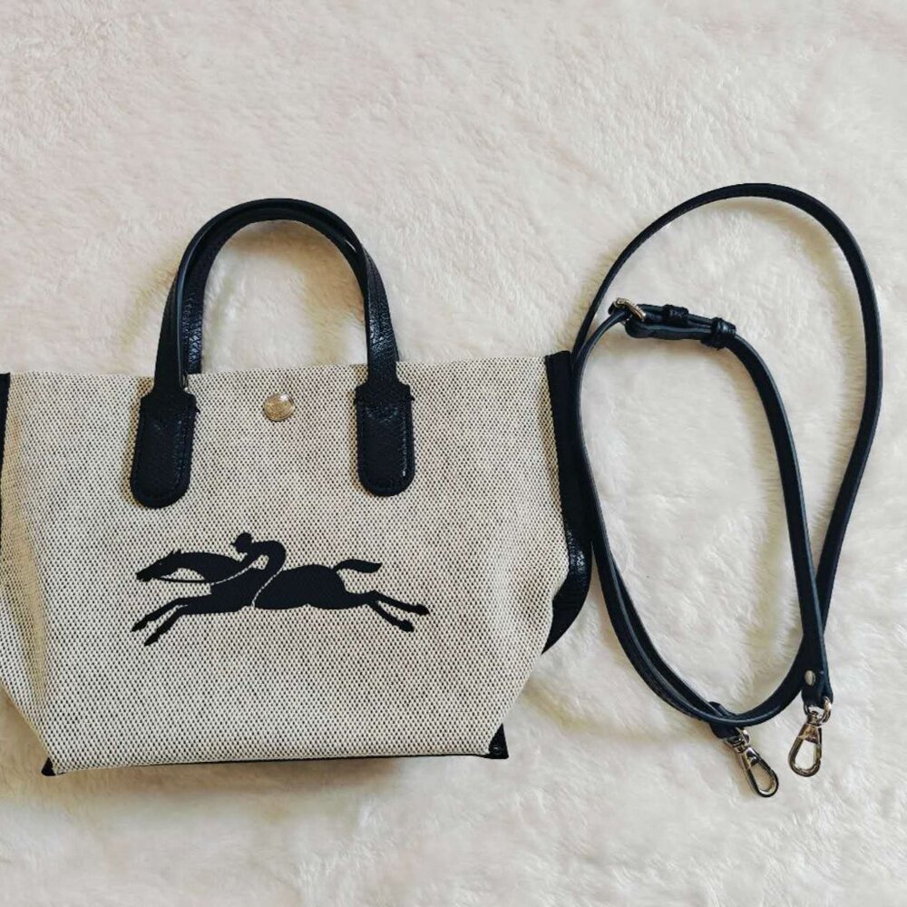 New LongChamp Essential XS Handbag Ecru Canvas Authentic - Picture 8 of 13